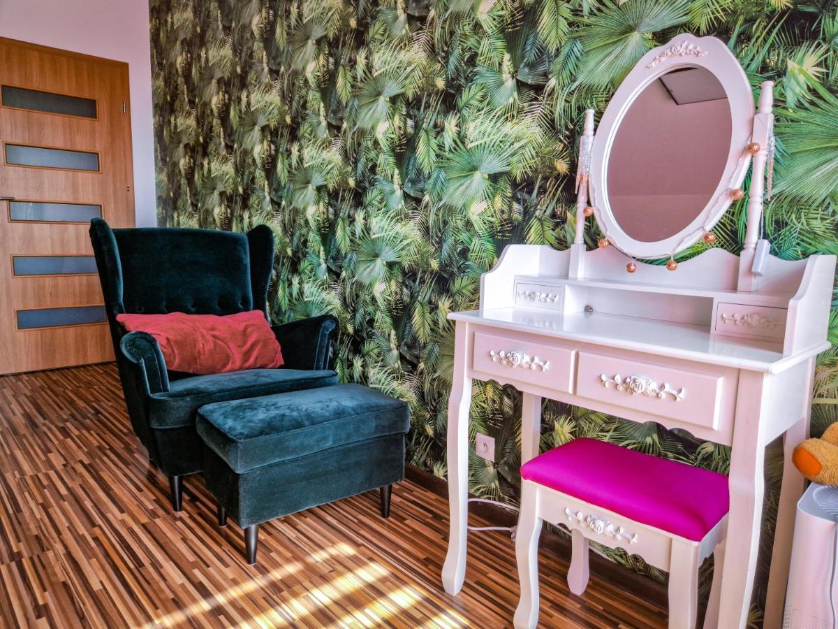 Sokolowska City Centre Metro Apartment